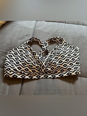 Black & White Geometric Women’s Bikini Top